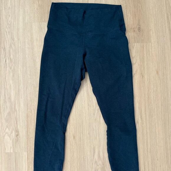 NOBULL HIGH-RISE 7/8 LEGGINGS (MATTE) - Picture 1 of 3